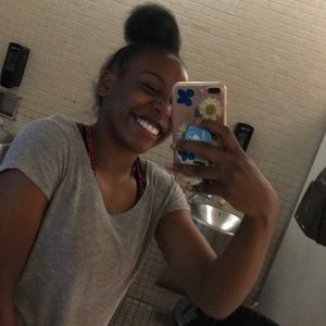 Meet your Posher, Kaylina